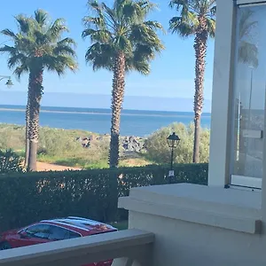Primera Linea De Playa Con Vistas Al Mar Apartamento